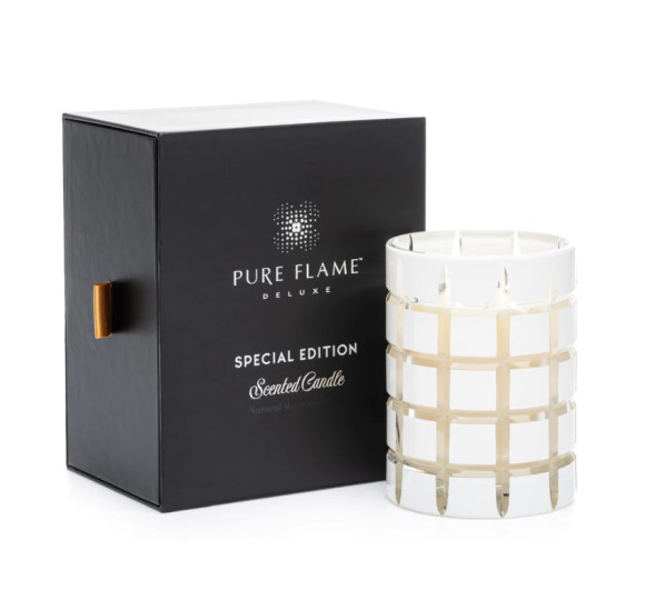 Ypatinga "DELUXE" POUDREE WHITE CRYSTAL EDITION  kvepianti žvakė krištolo inde