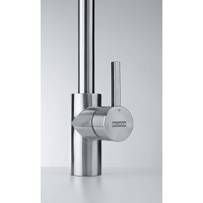 Franke maišytuvas plautuvei EOS-NEO su nerūdijančio plieno korpusu ir ištraukiama žarna-dušeliu