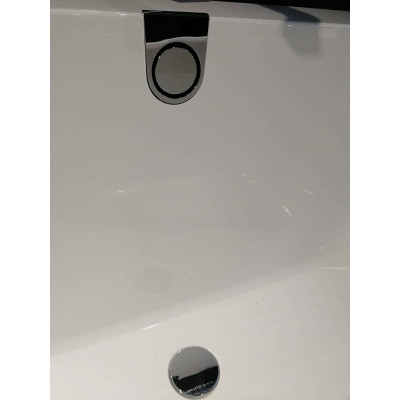 Villeroy&Boch Oberon 2.0 Quaryl® Vonia, 180x80cm, glaudžiama prie sienos