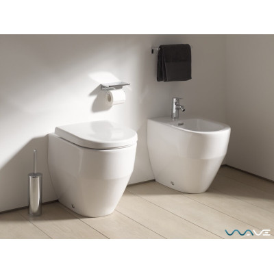 Laufen Pro prie sienos statoma bide