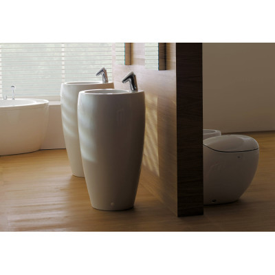 Laufen Ilbagnoalessi pastatomas praustuvas su LCC danga