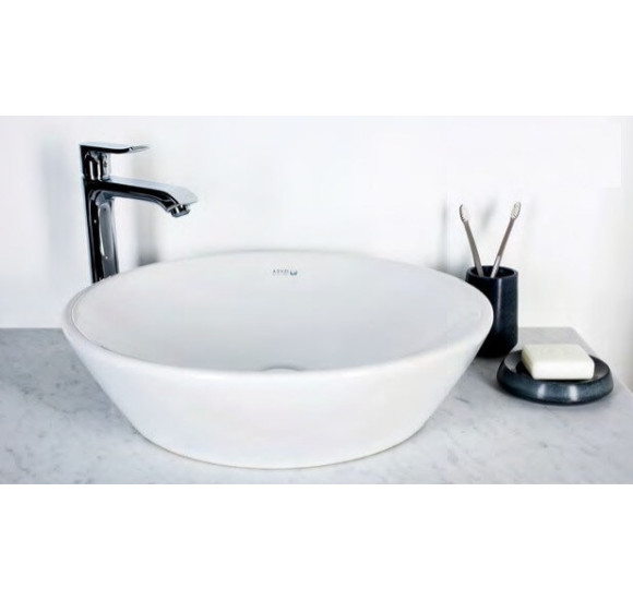 Kame balto marmuro stalviršis (pasirenkami dydžiai)