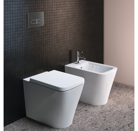 Ideal Standard Blend Cube prie sienos statoma bide