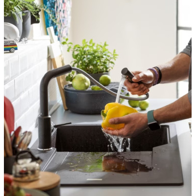 Franke Urban maišytuvas plautuvei su ištraukiamu dušeliu, pasirenkama spalva