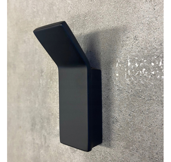 Bemeta Nero viengubas kabliukas (juodos spalvos)