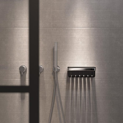 Geesa frame Black Basket serijos higienos priemonų laikiklis 21 cm, chromuotas laikiklis, juodas įdėkliukas