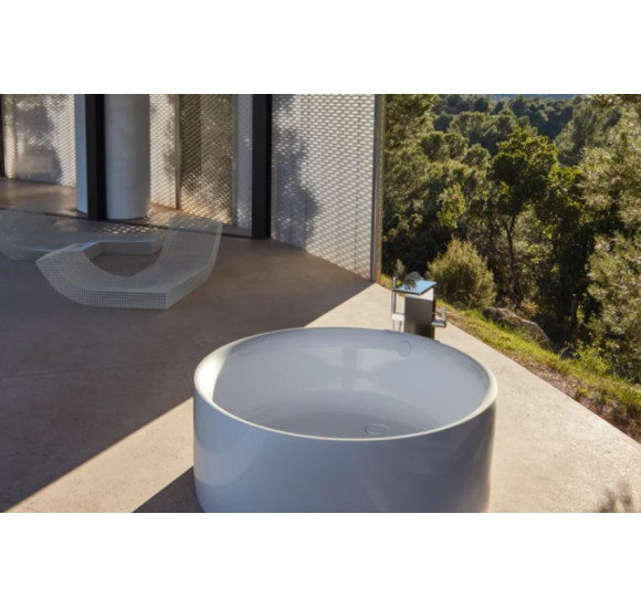 BettePond Silhouette apvali plieninė vonia 150 cm skersmens, baltos spalvos