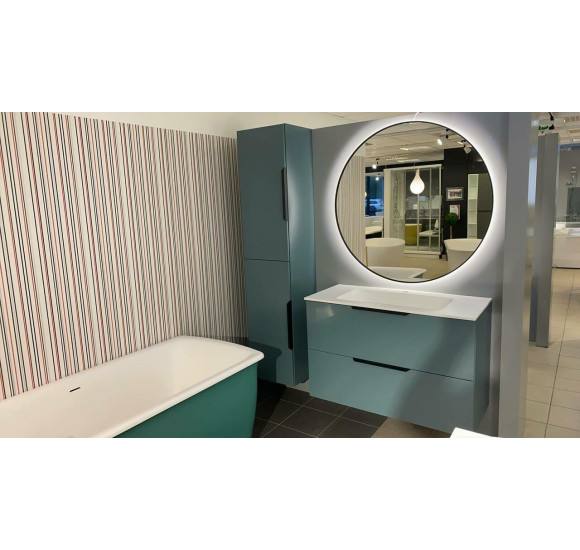 Balteco AG serijos veidrodis su juodu rėmeliu ir foniniu apšvietimu, 60cm