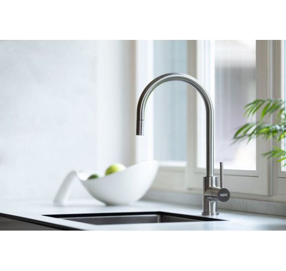 AQVO Galve nerūdijančio plieno maišytuvas plautuvei su ištraukiamu dušeliu