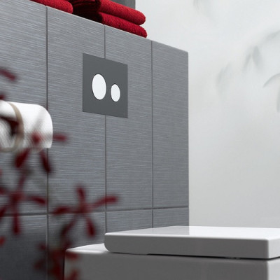 IŠPARDAVIMAS. TECEloop dvigubas vandens nuleidimo klavišas stikliniu paviršiumi (Juodas stiklas / klavišai matinio chromo)