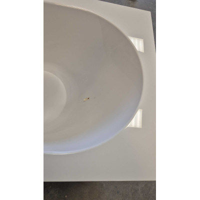 IŠPARDAVIMAS. Villeroy&Boch Quaryl® Oberon, stačiakampė vonia,180x80cm (su smulkiu pažeidimu paviršiuje)