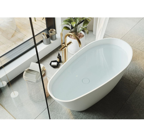 Fjordd Senja laisvai pastatoma asimetriška vonia 1600x750