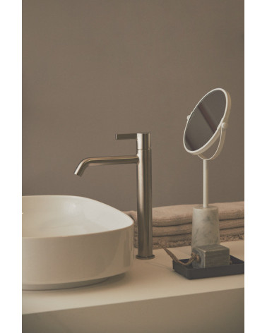 Ideal Standard Linda-X praustuvas montuojamas ant stalviršio 55 cm (550x380x130) mm, be persipylimo