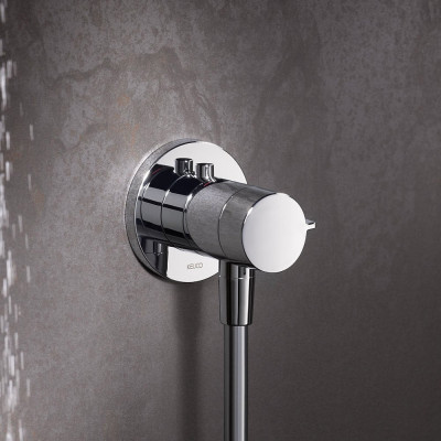 Keuco IXMO solo potinkinio termostatinio dušo maišytuvo komplektas, su žarnos išvestimi ir apvalia apdaila