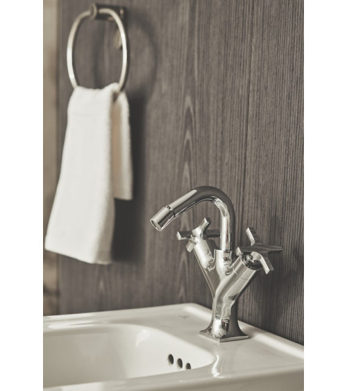 Ideal Standard Conca modernaus dizaino rankšluosčių laikiklis